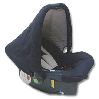 La silla de auto tipo 0 para bebés es muy útil al principio