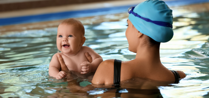 ¿Vas a piscina con bebé? ¡No lo dejes solo!