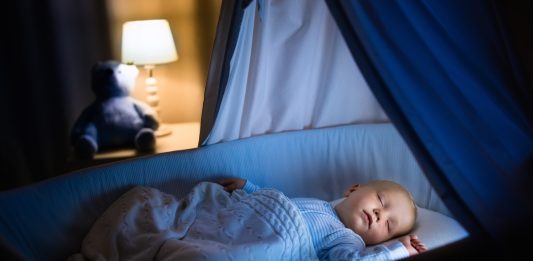 Posición para evitar muerte súbita del bebé