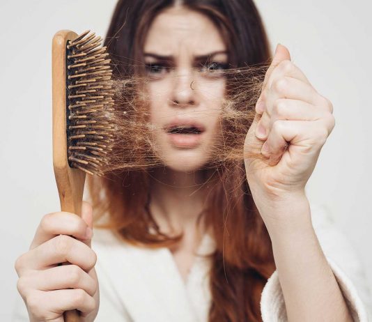 Cómo disminuir la caída del cabello tras el parto