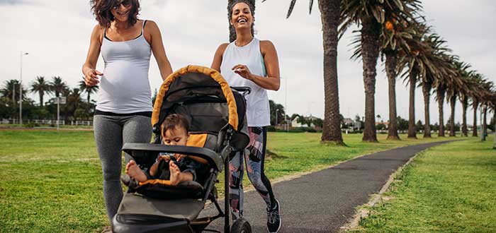 Pasear con un bebé y qué opciones recomendables tienes. 2