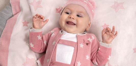 Elige la mejor marca de ropa para bebés niñas: Mayoral Elige la mejor marca de ropa para bebés niñas: Mayoral