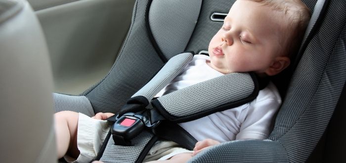 consejos para viajar con bebes en auto