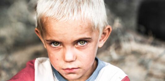 Explotación infantil: una realidad que sigue creciendo y que no podemos ignorar explotacion-infantil